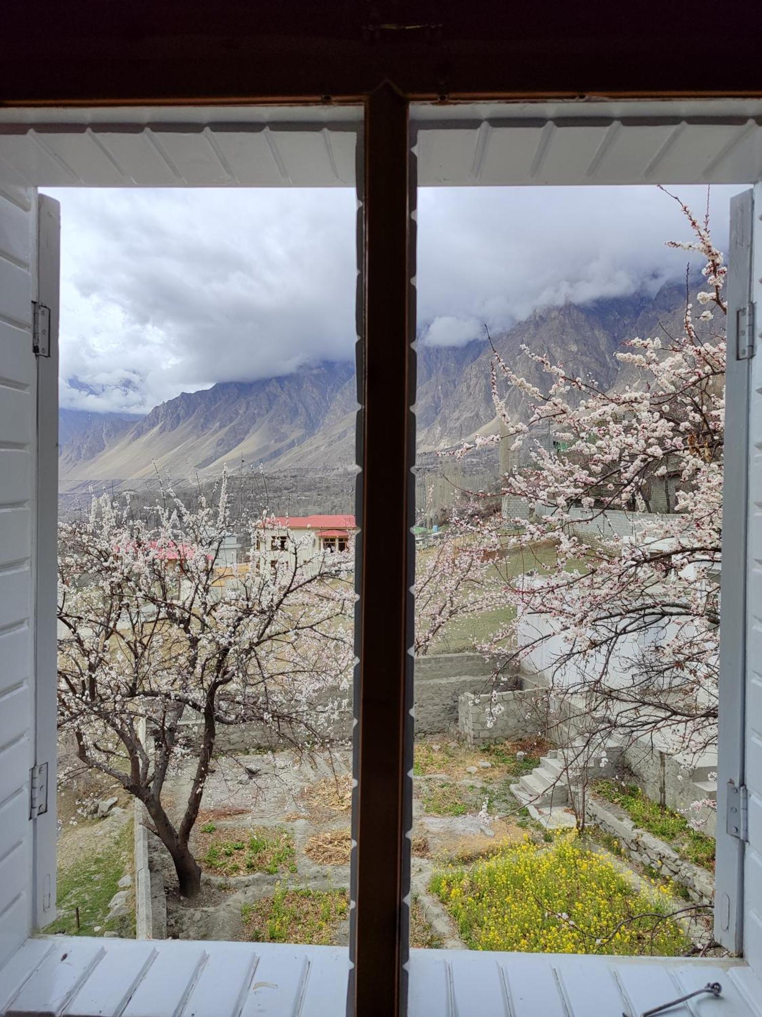 Hunza Lounge Karimabad (Hunza) Exterior foto